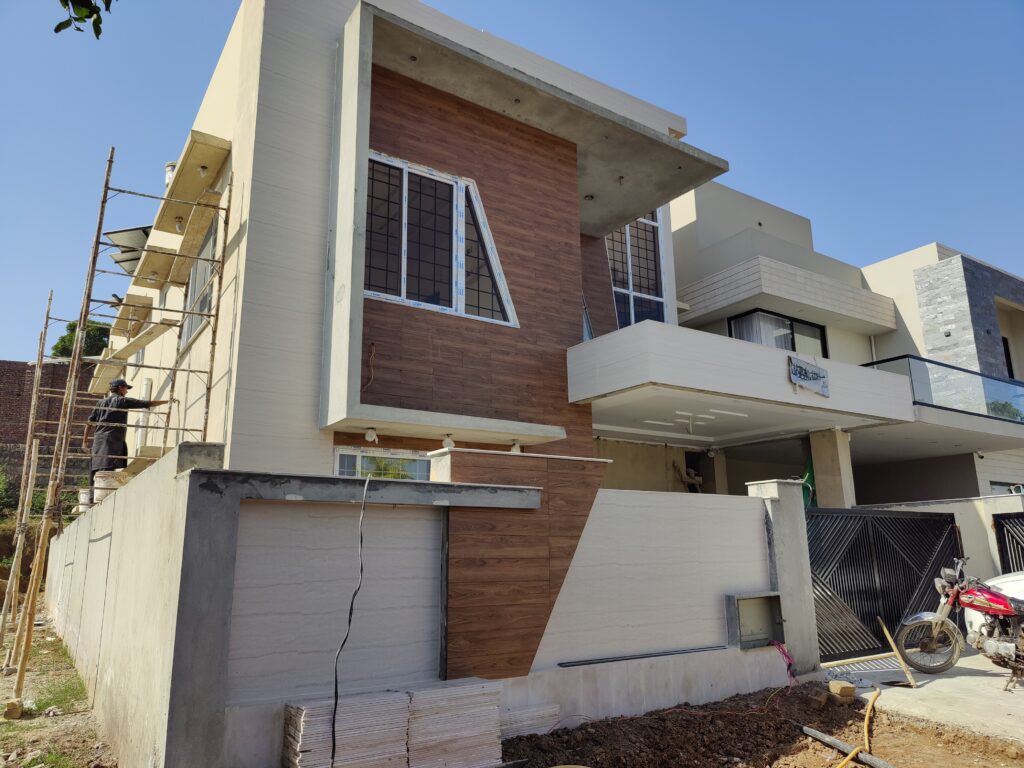 10 Marla House